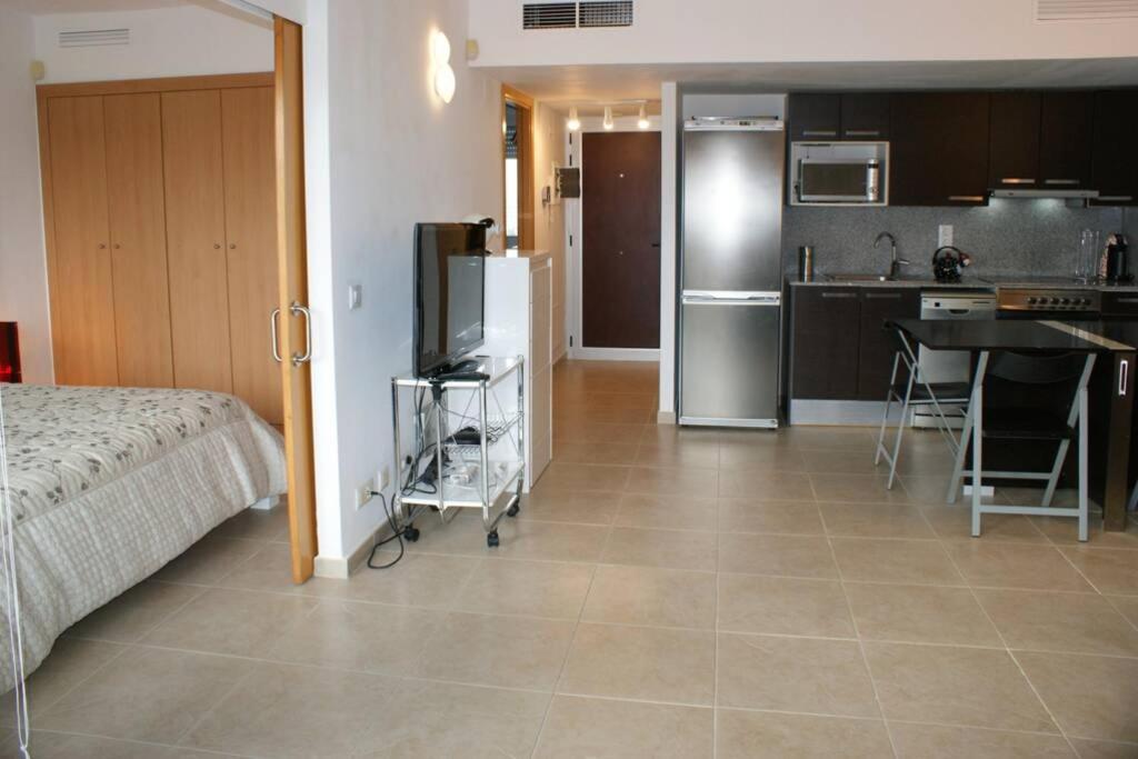 Apartamento Con Piscina Y Parking En Apartment