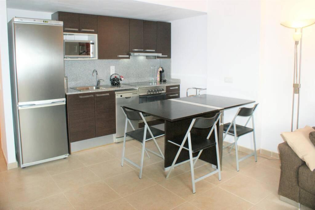Apartamento Con Piscina Y Parking En Apartment *